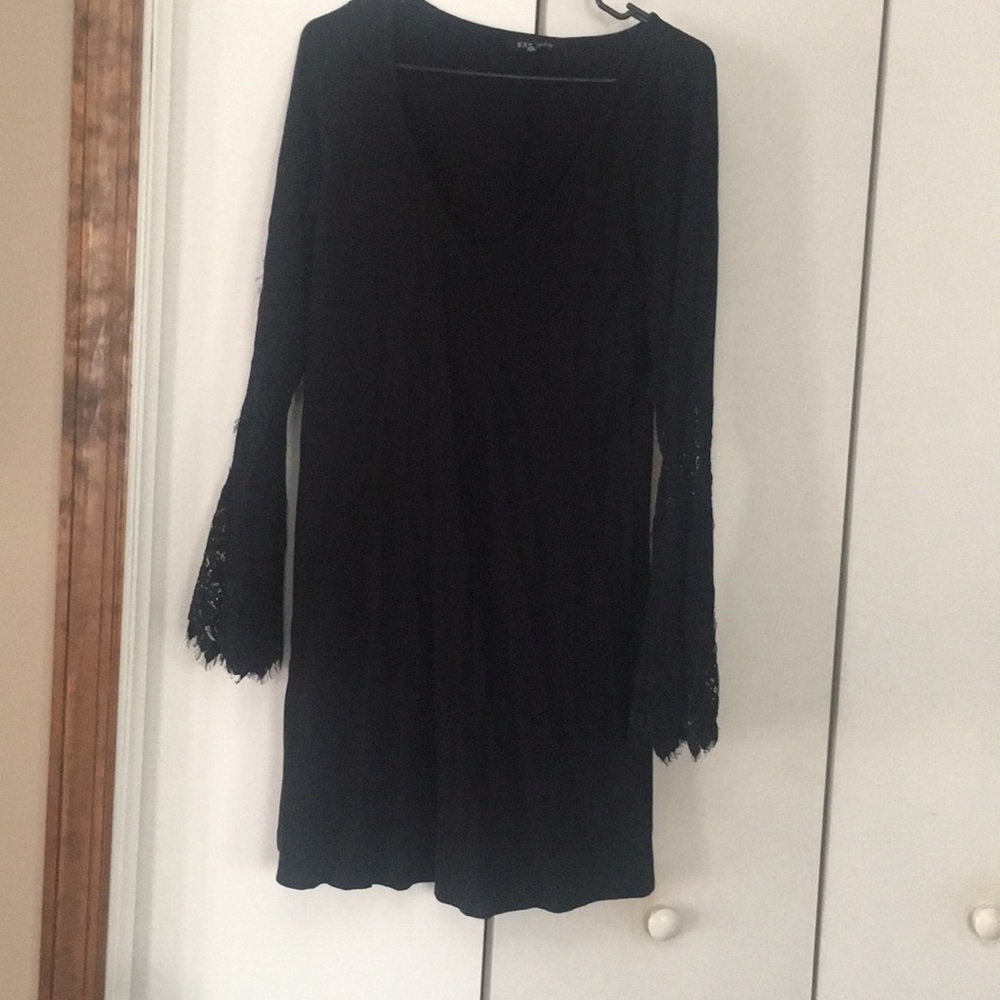 Express black bell sleeve dress size medium